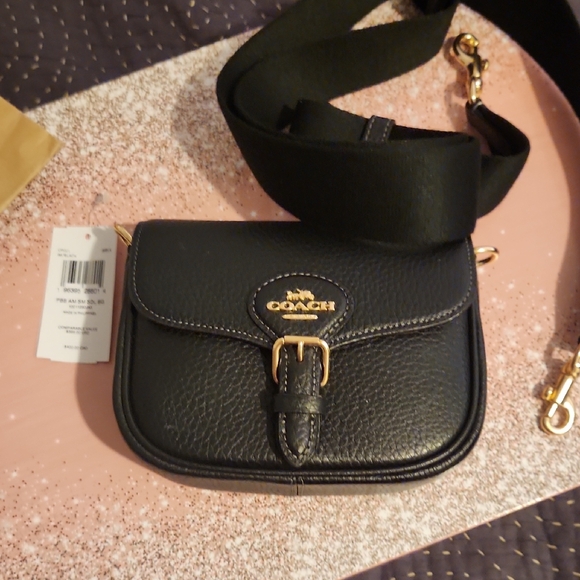 Coach Handbags - Coach Black Pebbled Leather Crossbody Bag